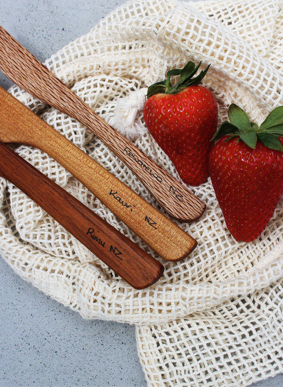 Cheese Knife Set in NZ Native Woods