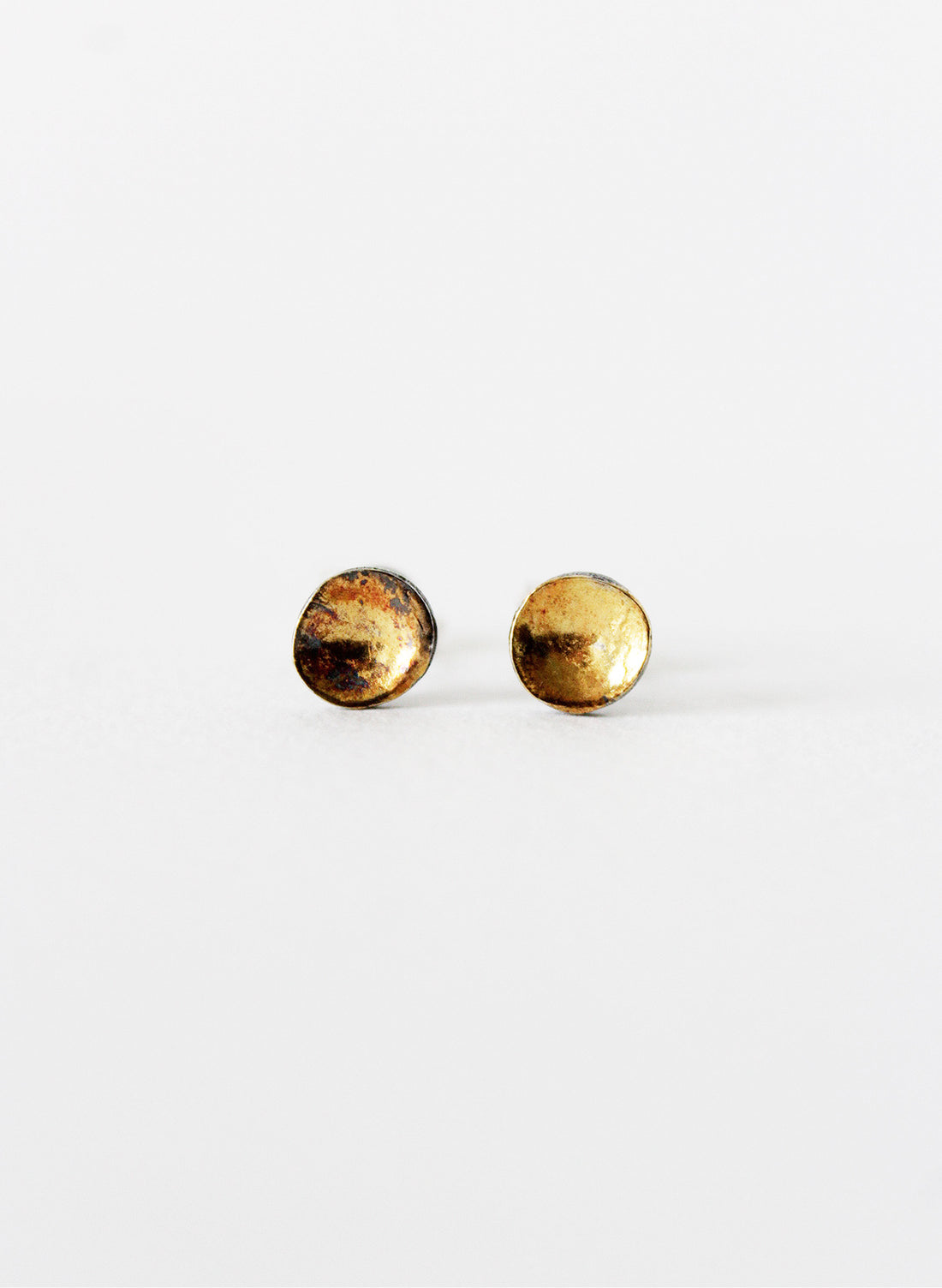 Concave Dot Earrings