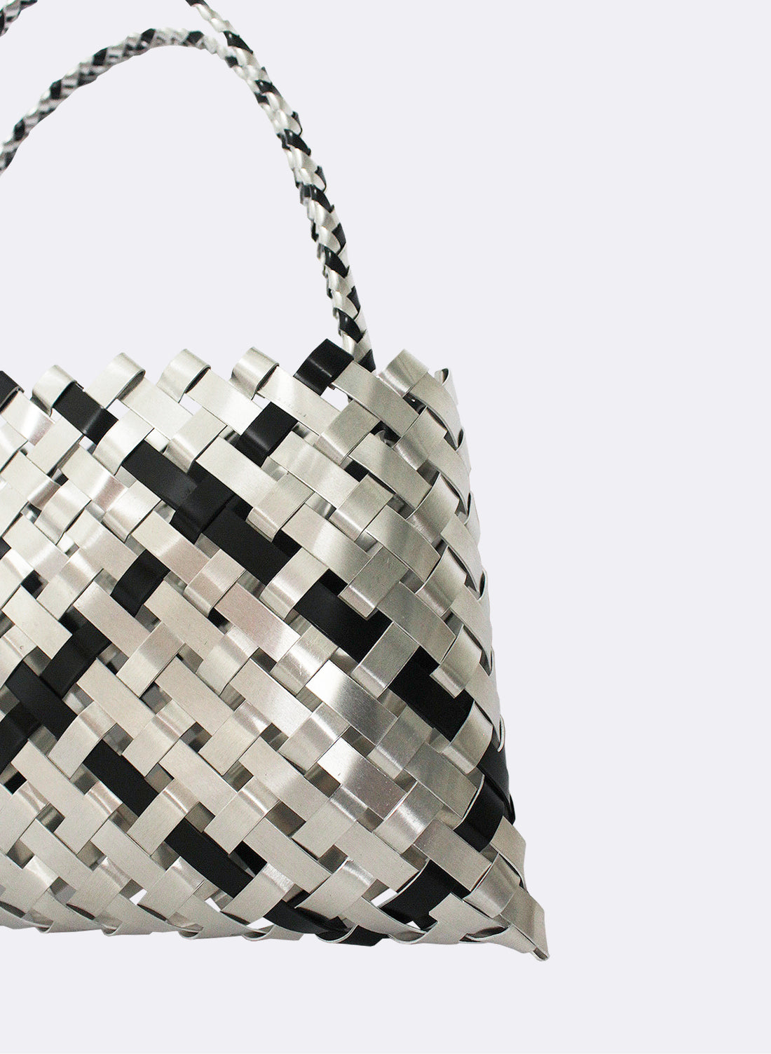 Aluminium And Black Kete (12 End)