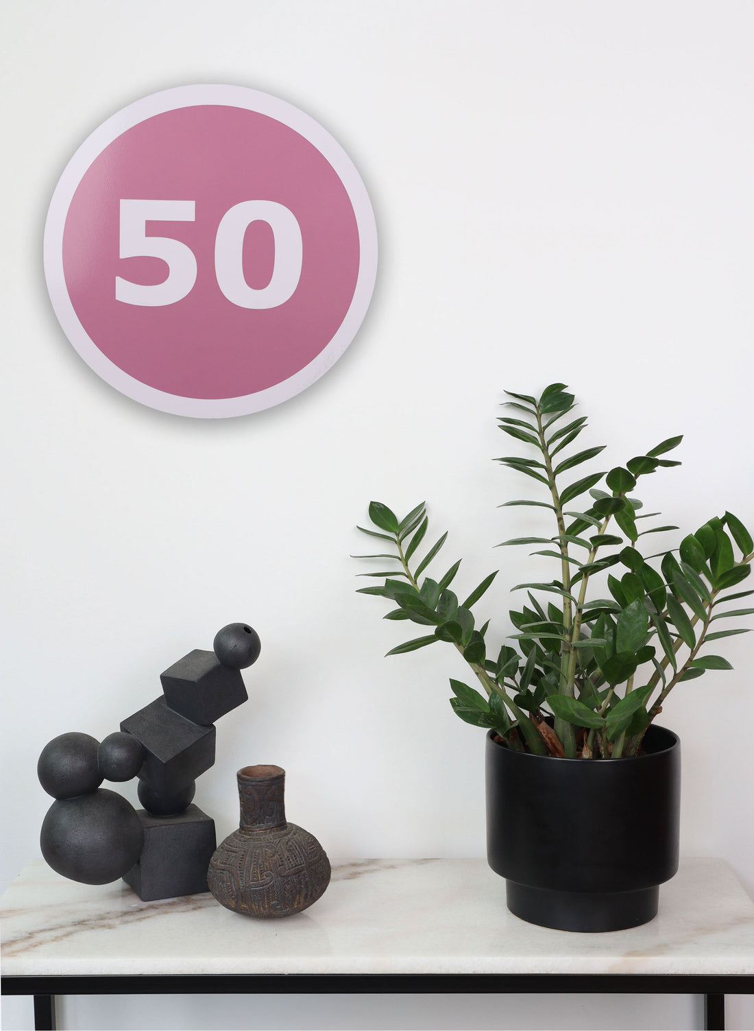 50 Round Medium Pink Sign