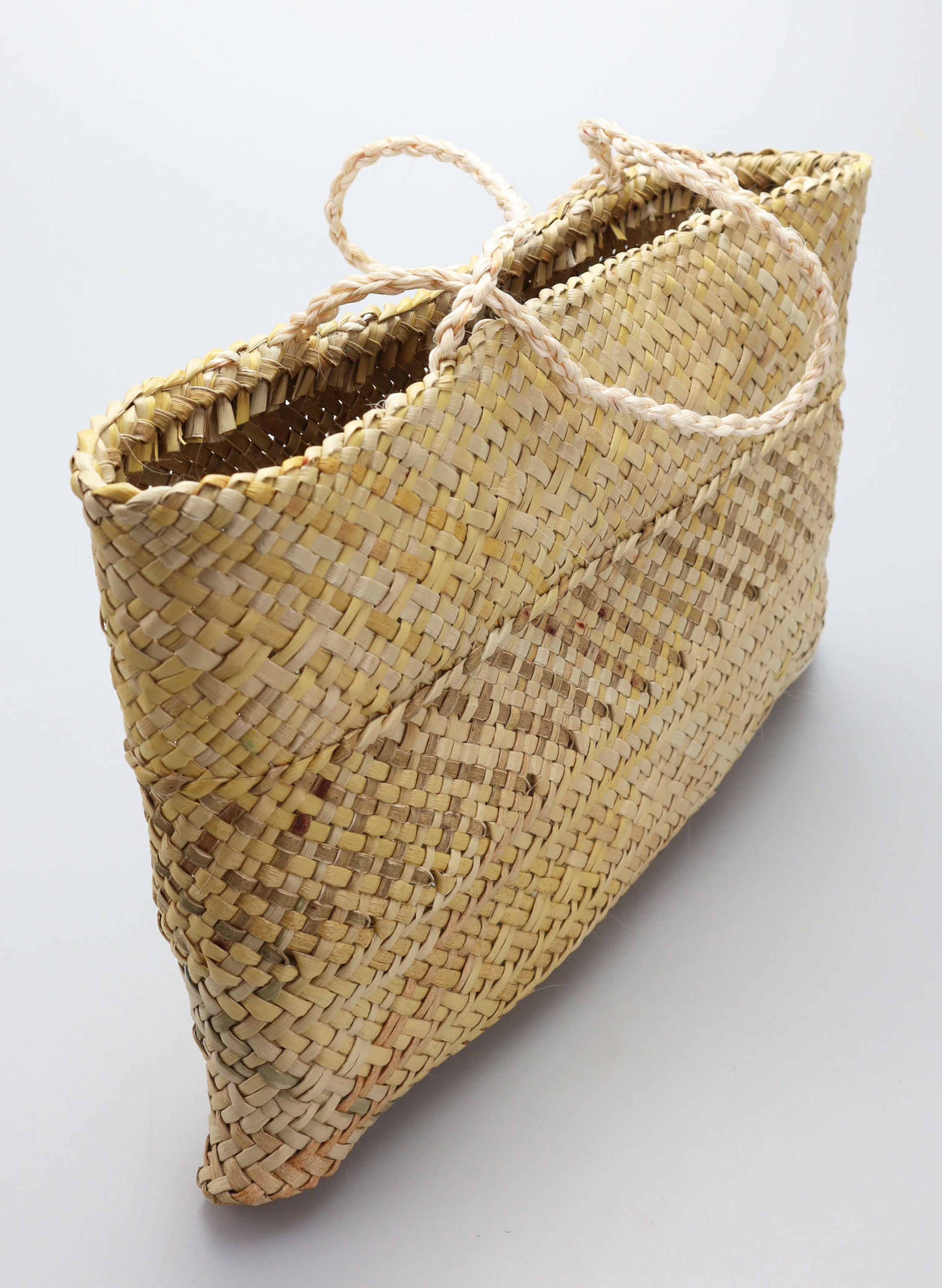 Kete Whakairo Tuarua