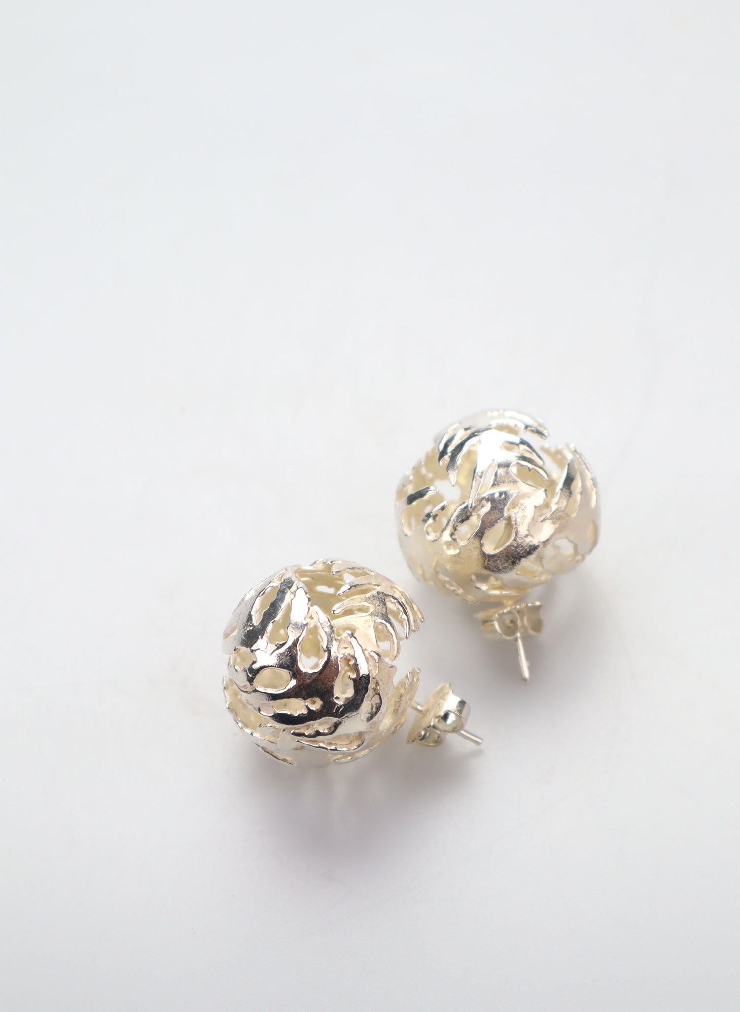 Fern Globe Stud Earrings