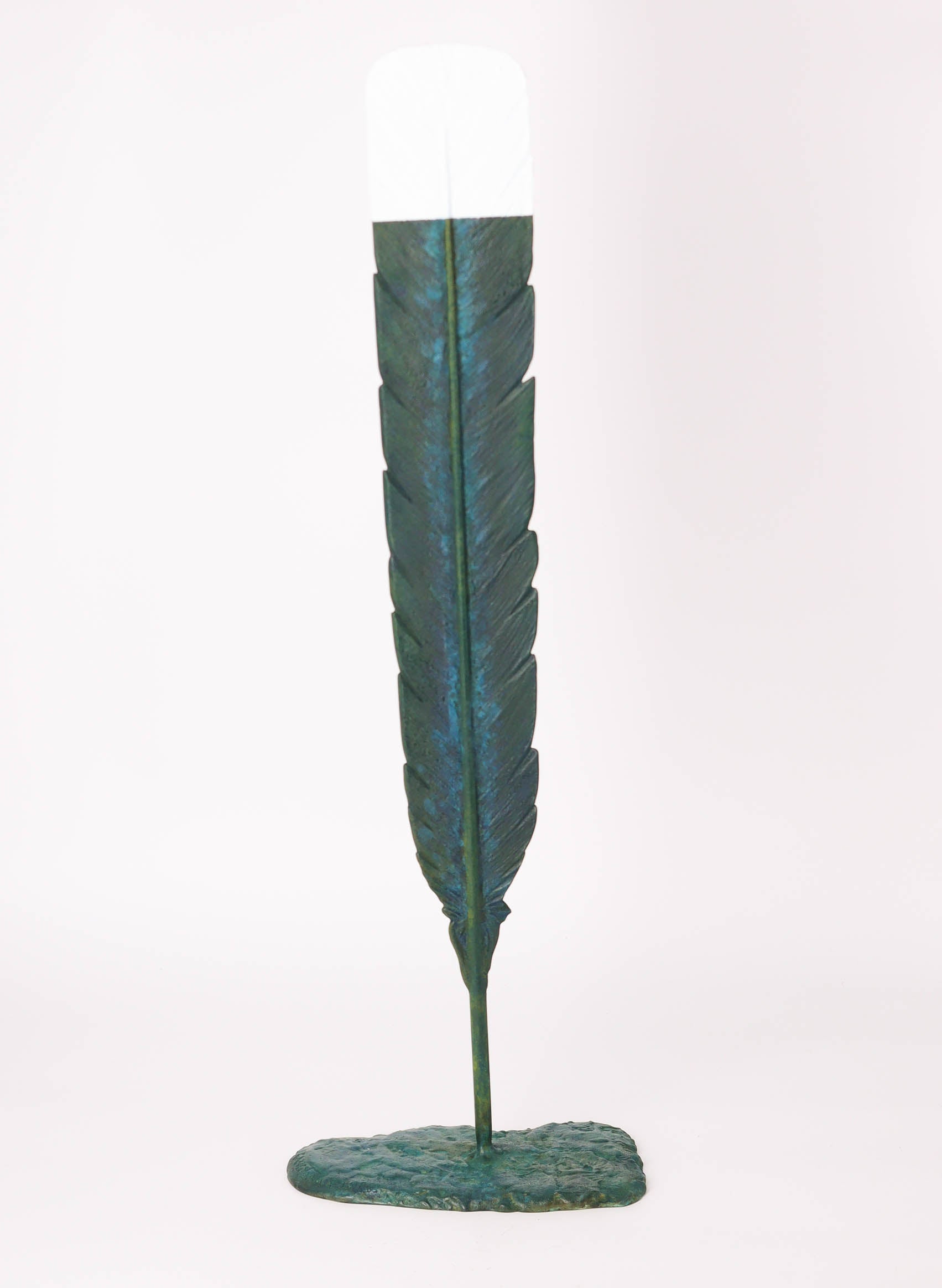 Huia Feather - 630mm