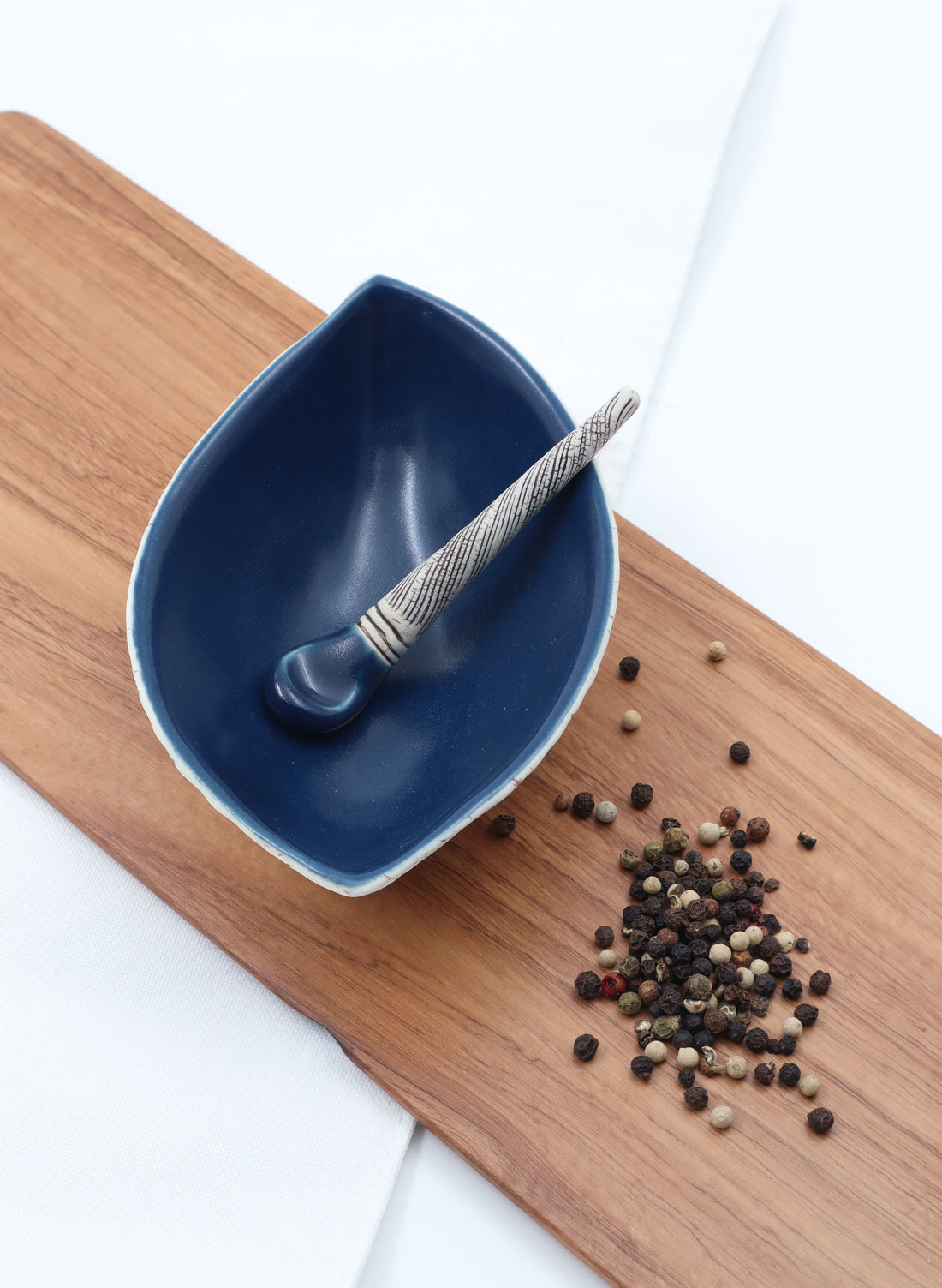 Small Pod Bowl &amp; Spoon - Peacock