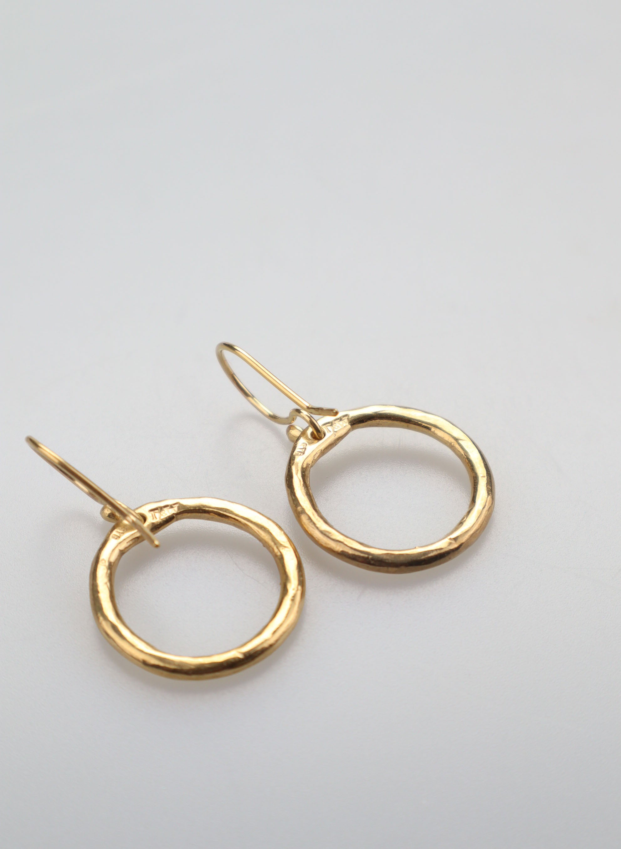 18ct solid shop gold earrings