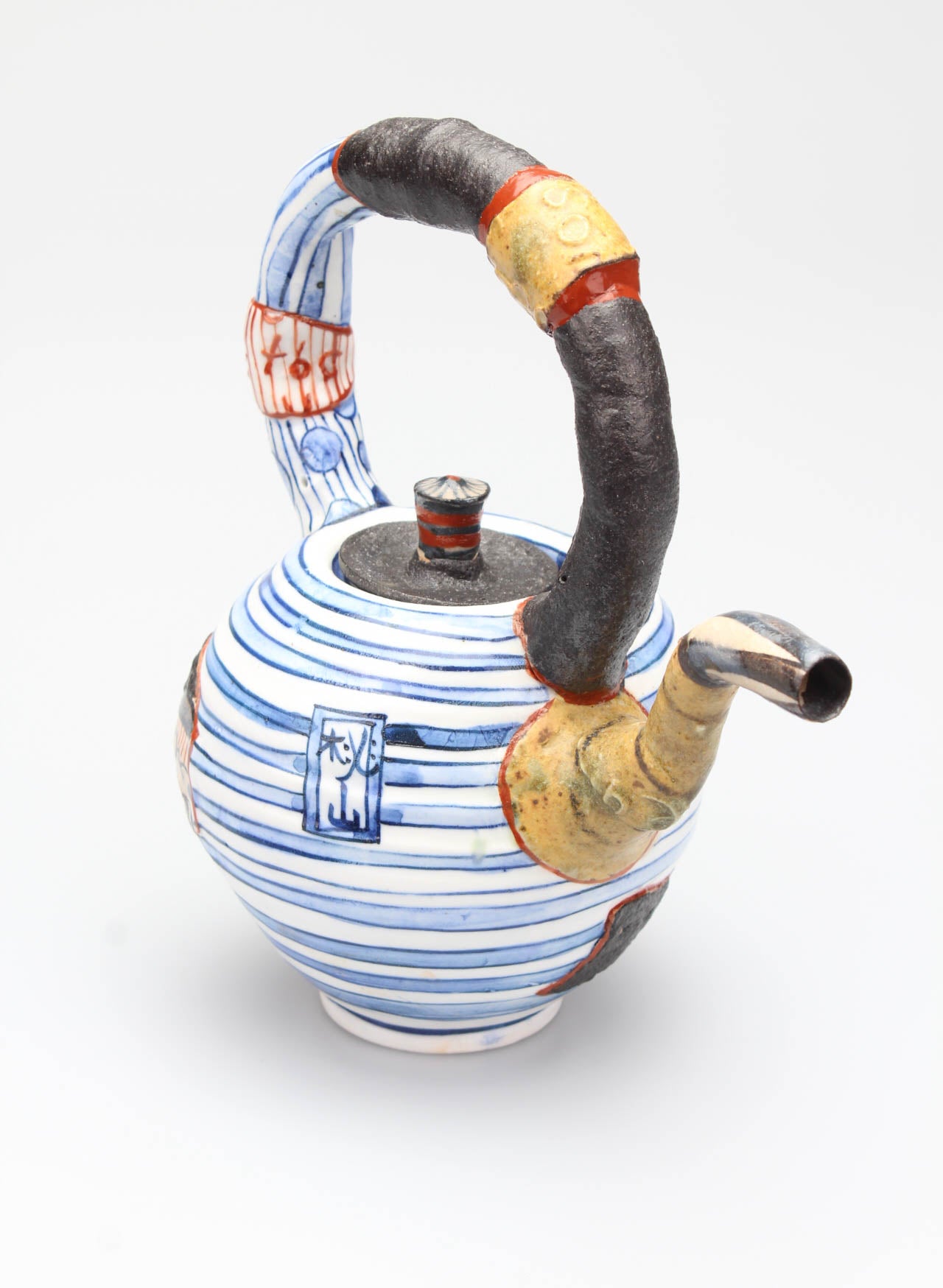 Yobitsugi Style Medium Teapot