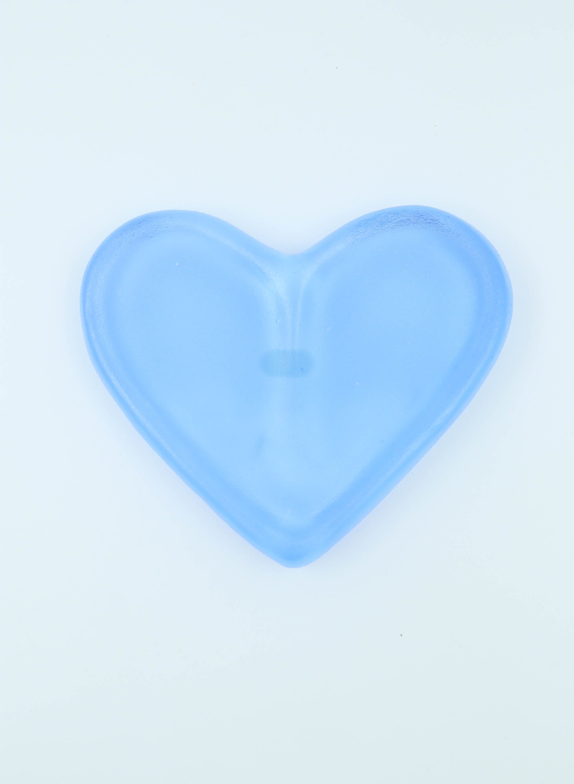Jumbo Glo Heart - Pale Blue