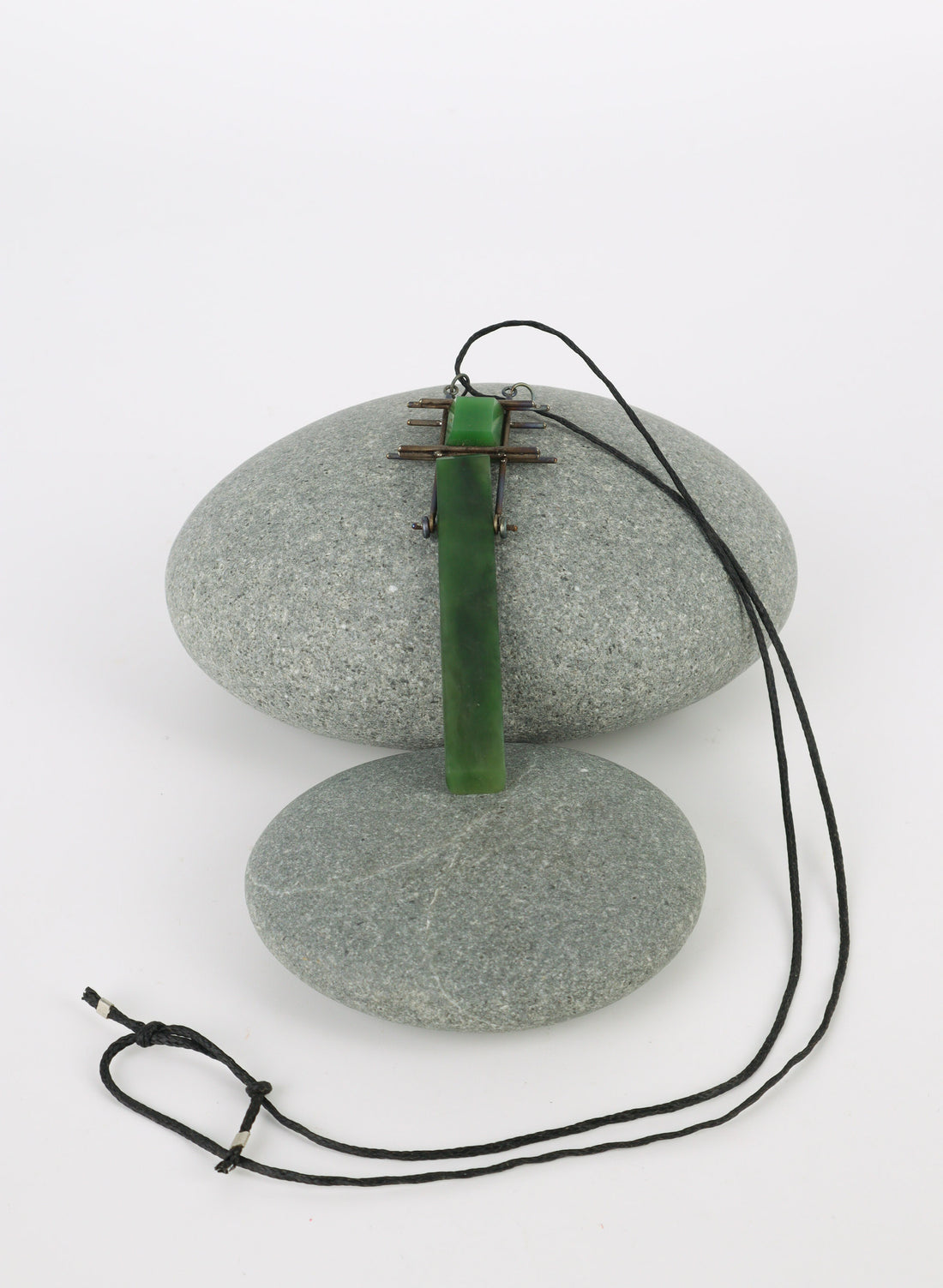 NZ Pounamu Titanium Necklace