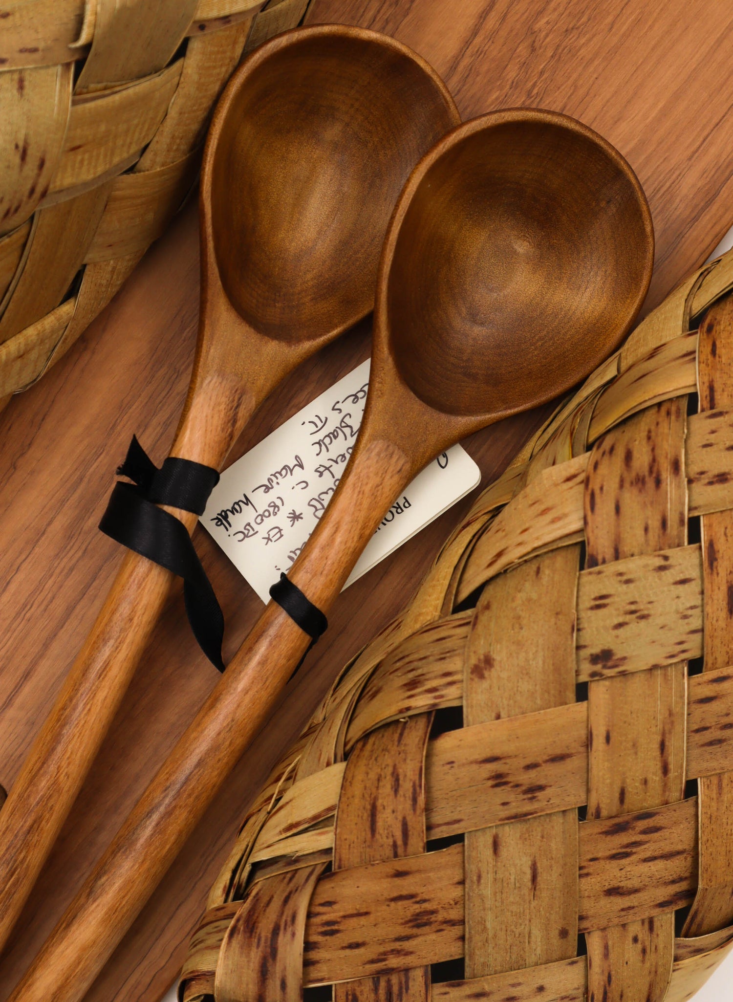 Round Serving Pair Utensils / Salad Servers