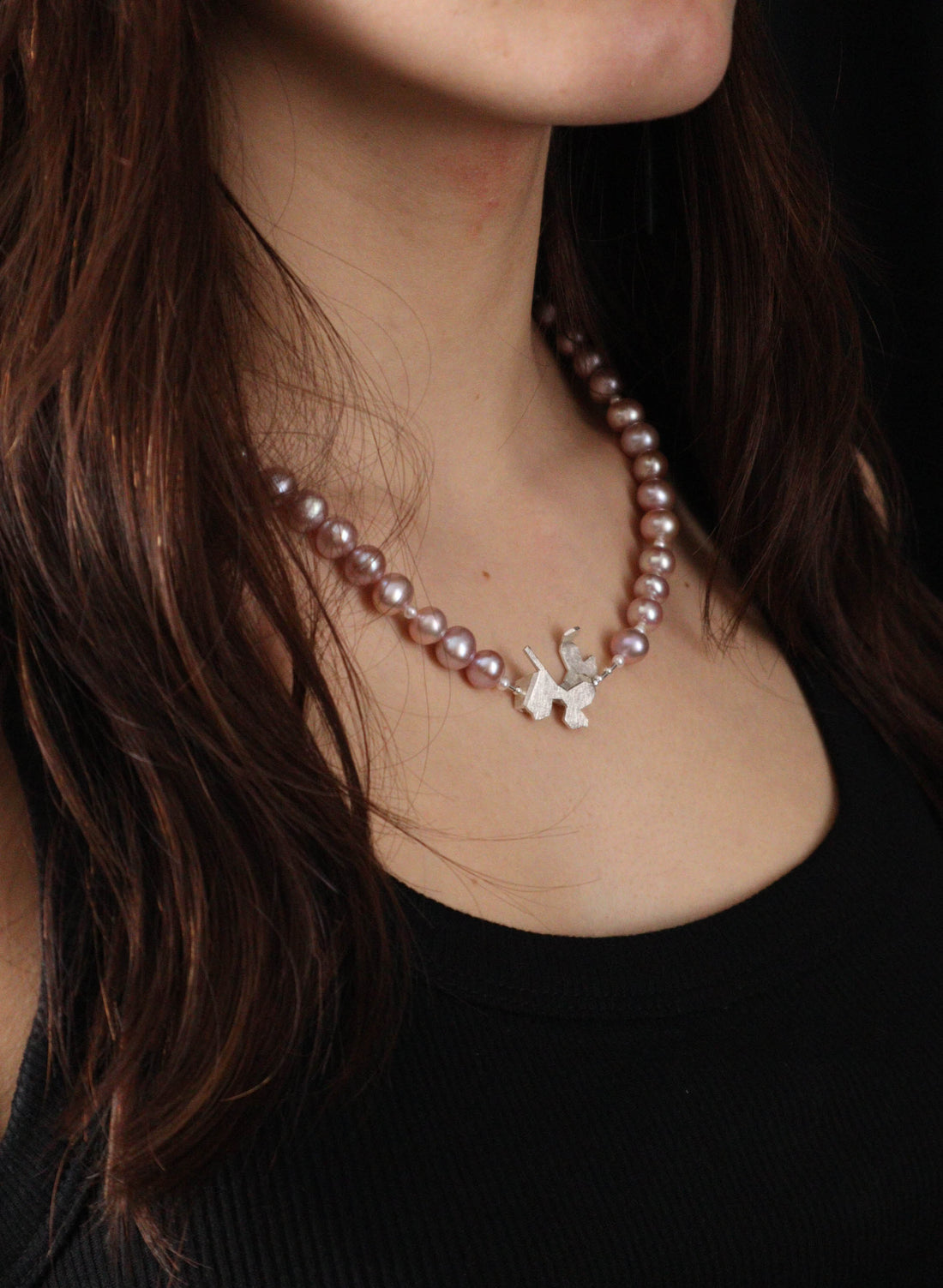 Dual Leaf Structure Necklace with Pearls