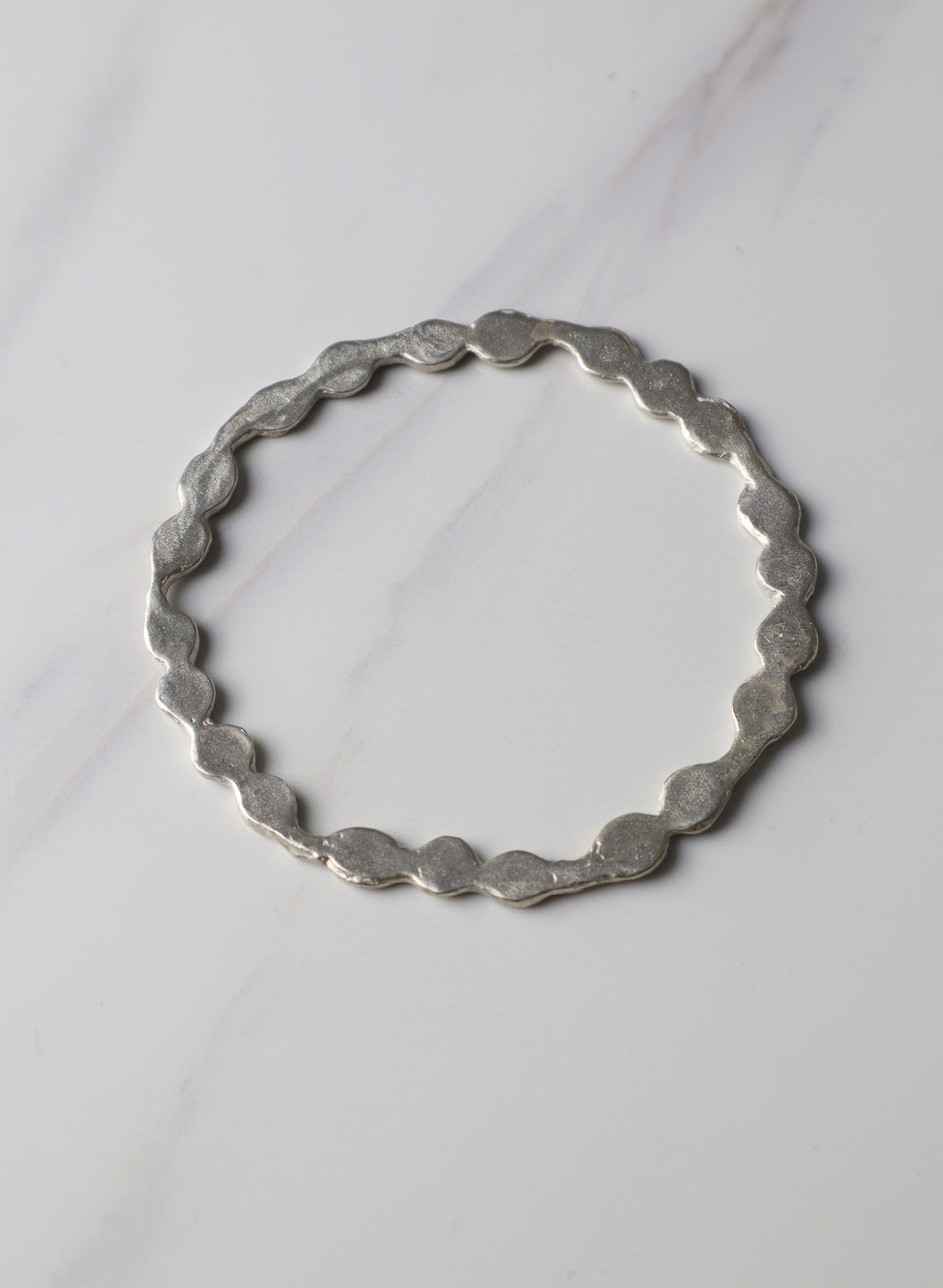 Kowhai Shadow Silver Shadow Bangle