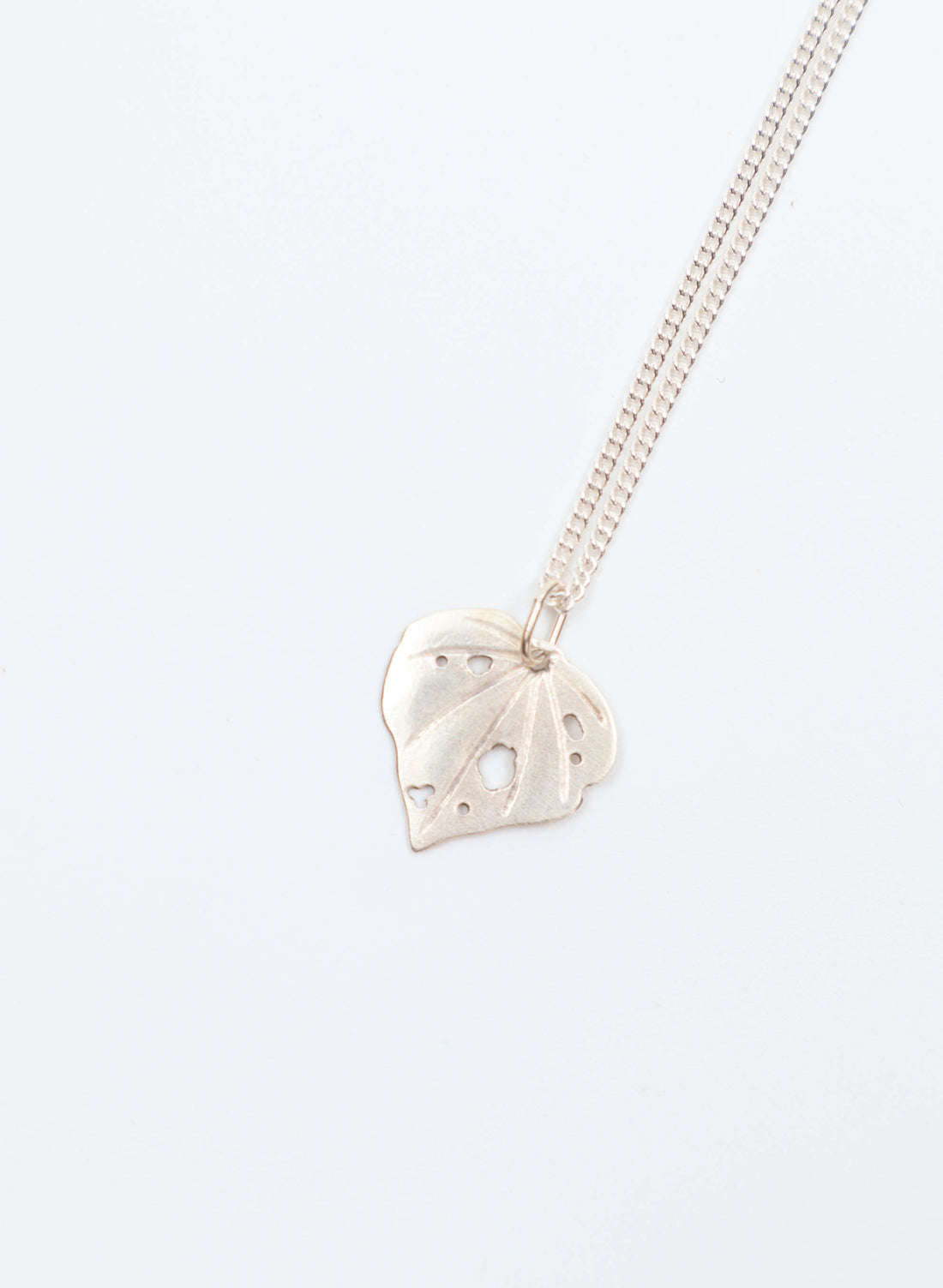 Kawakawa Small Pendant