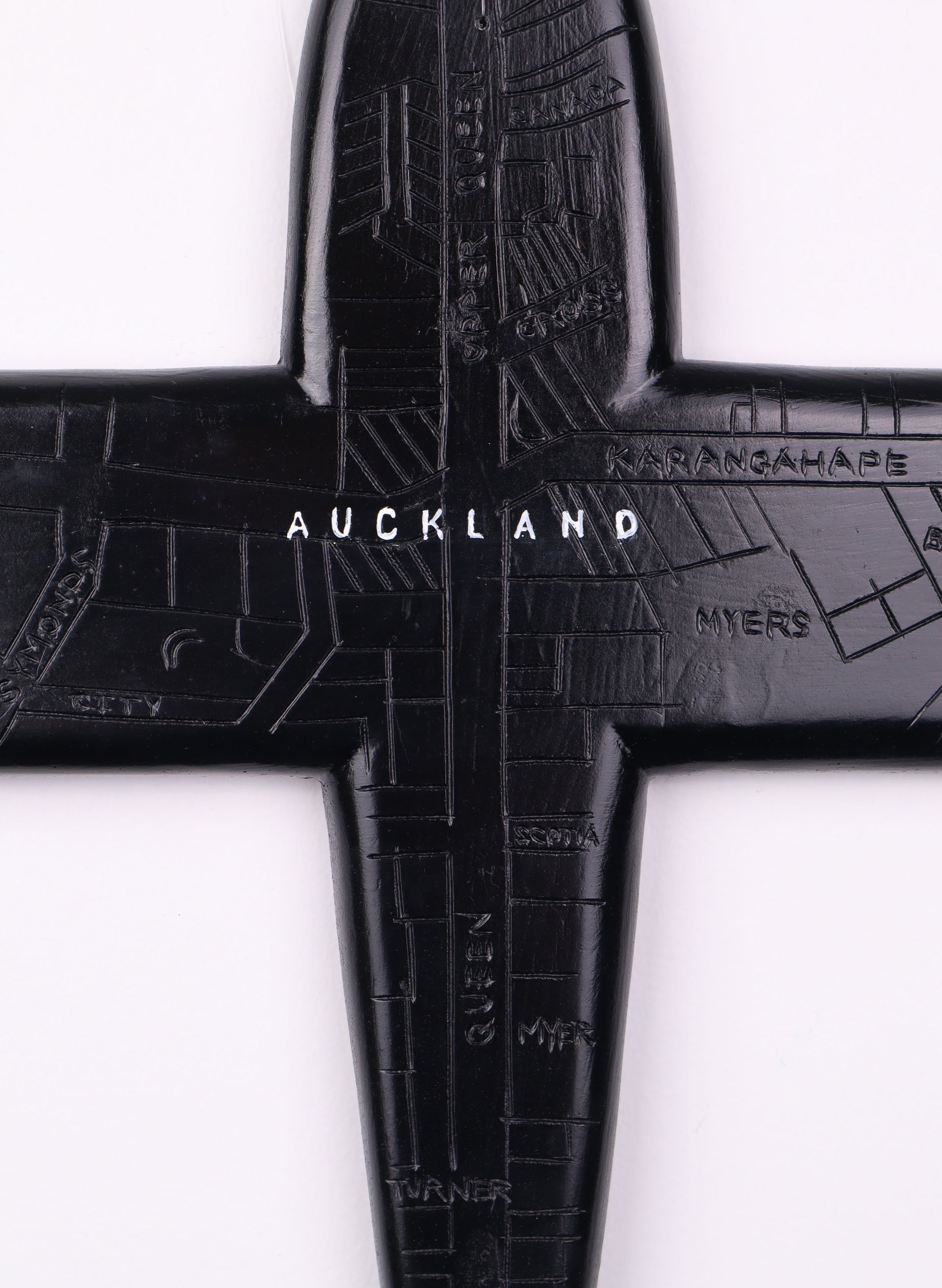 Auckland Resin Plane - Black