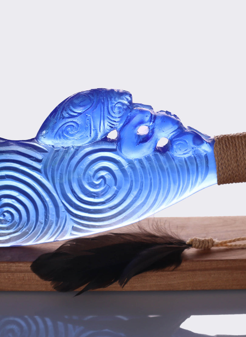 Blue Lead Crystal Glass Wahaika  with a Pūkaiora (figure) on an Oak base