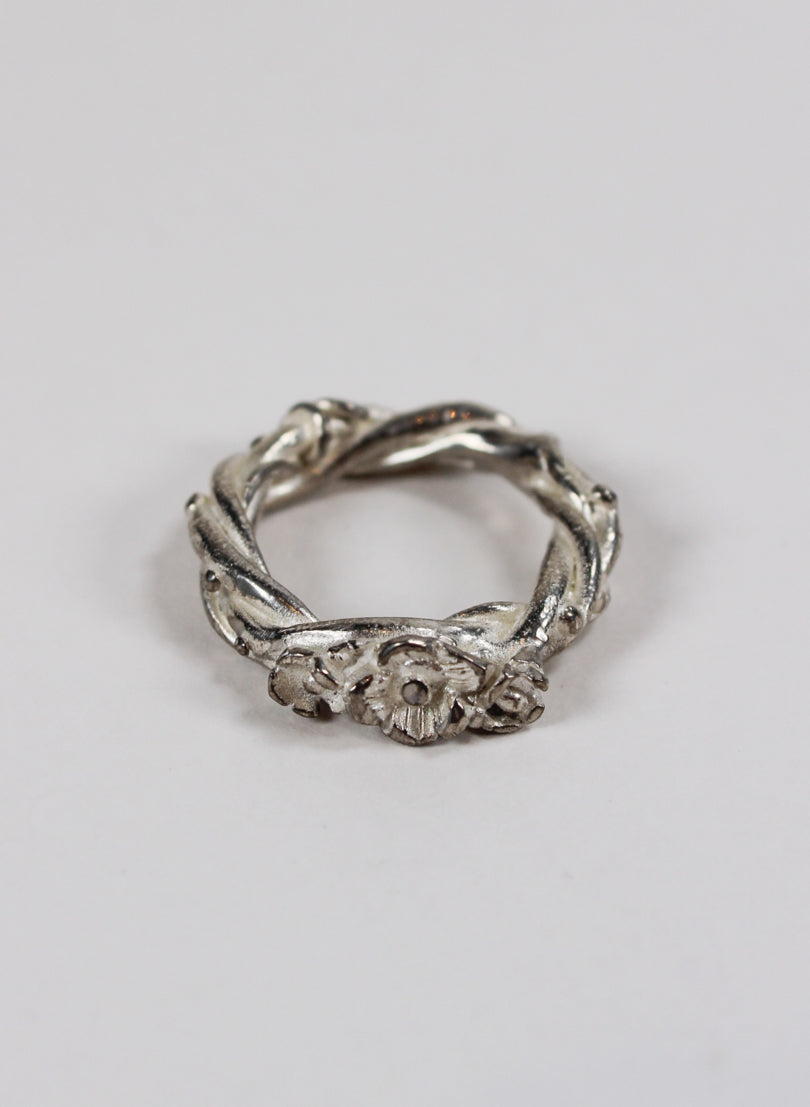 Twisted Vines Flower Ring