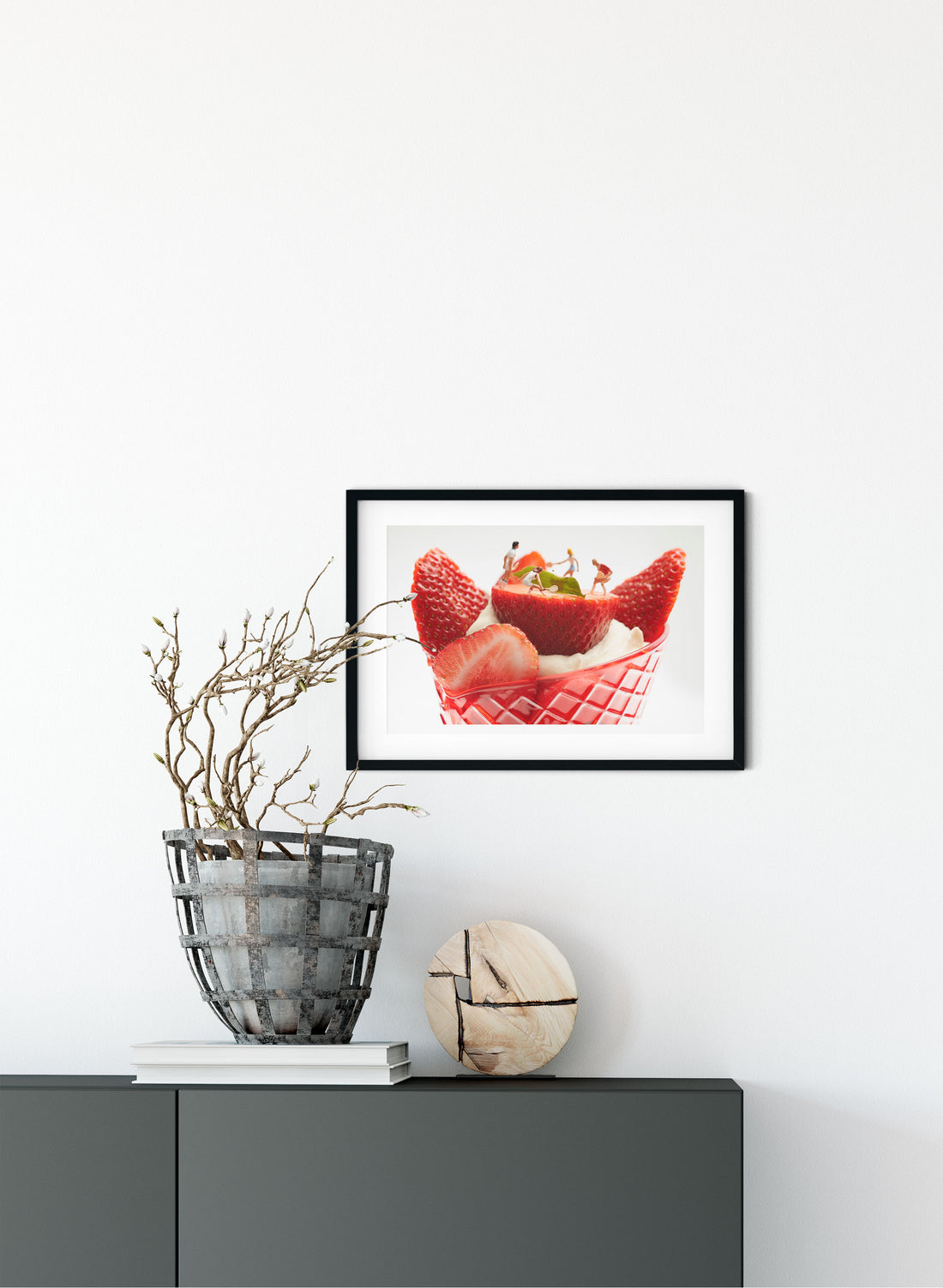 Strawbs &amp; Tennis - Photographic Print