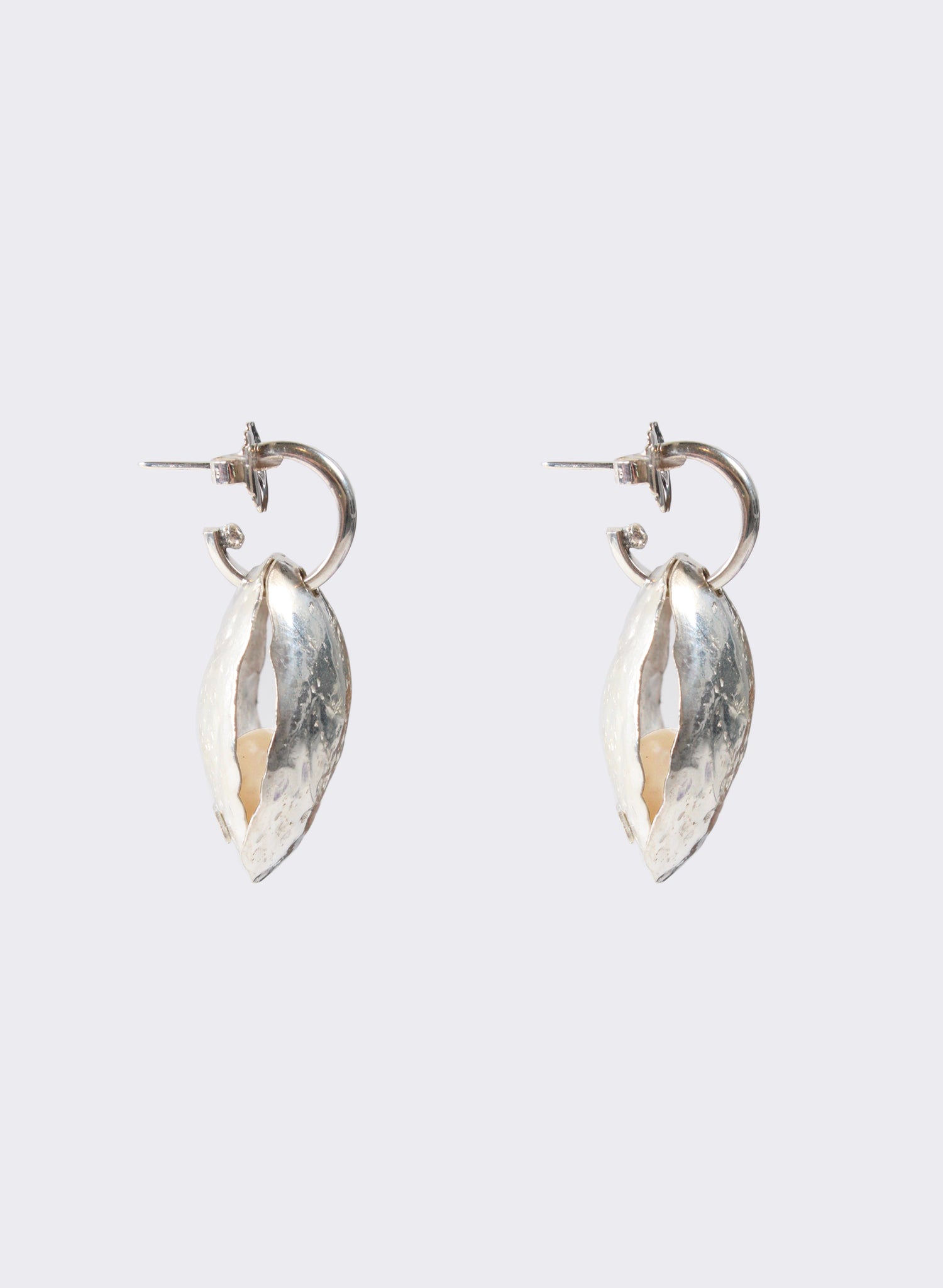 Oyster Shell With Pearl Earrings